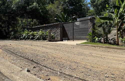 Tarcoles Apartment | Playa Mantas studio, AC, Parking