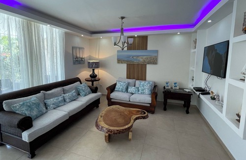 El Soco House | Playa Nueva Romana Marina Village