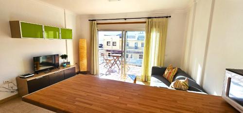 Playa San Juan Apartment | Playa San Juan next to the Beach