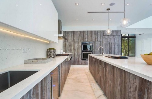 Venetian Islands House | Playa Villa - Modern Luxury Redefined