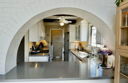 Playa Del Rey Apartment | PLAYA VILLAGE, BEACH, LAGOON, BIKE Path