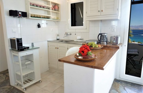Naousa House | Playera bungalow F sea view