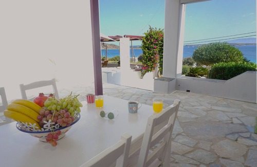 Naousa House | Playera bungalow G sea view