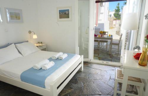 Naousa House | Playera Bungalow G sea view