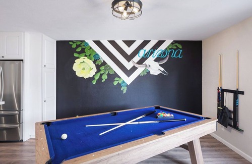 Paradise Valley Village Cottage | Players Paradise- Pool-golf-games & More!