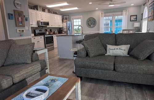 Fort Morgan House | Playful Pelican, 2 Bedrooms, 2 Bathrooms, Pet Friendly
