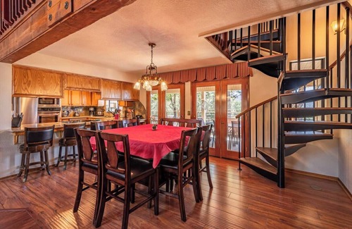 Oakhurst House | Playhouse near Yosemite, Views, Game Room, Hot Tub
