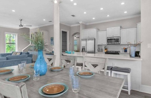 Santa Rosa Beach House | Playing Hooky on 30A private pool sleeps 20