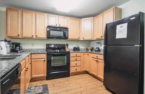 Pigeon Forge Condo | Playtime Retreat- Unit 2705 - - FREE Attraction Ticket with EACH night Stay Including Dollywood