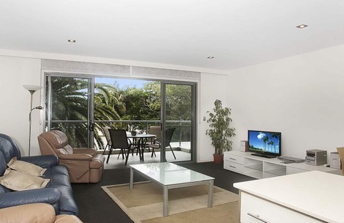 Port Macquarie Apartment | Plaza 14 - Close to CBD & BEACHES, FREE WIFI