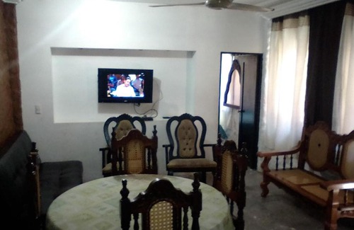 Zona Dorada Apartment | Plaza Bonita