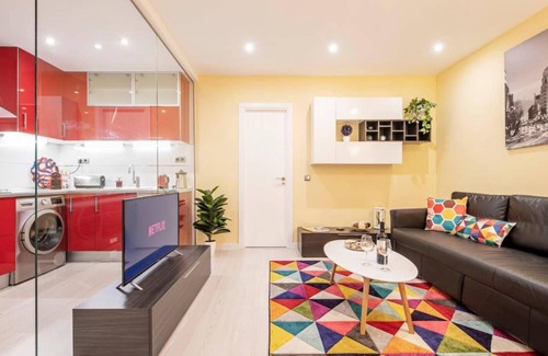 Moncloa - Arguelles Apartment | Plaza de España Central - Cozy apartment