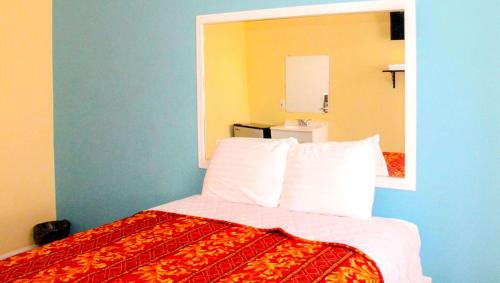 Harbor Gateway North Hotel | Plaza Hotel Gardena
