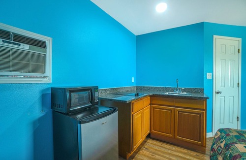 Flour Bluff Hotel | Plaza Motel Corpus Christi By Oyo