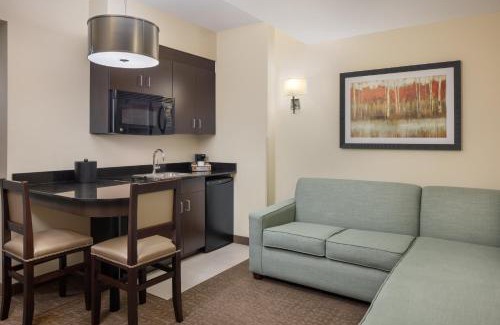 Florida Center Resort | Plaza Suites On International Drive Near Universal Epic