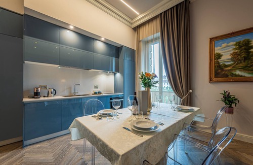 Alba Apartment | Plaza View Luxury Apartment, Alba