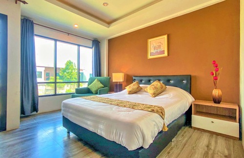 Ladprao Hotel | Plearnwan Deluxe Mansion