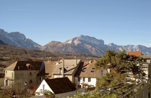 Saint-Bonnet-en-Champsaur Apartment | Pleasant T3 village center apartment