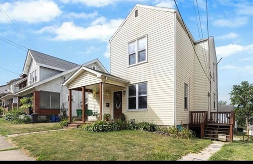 Avalon Apartment | Pleasant 2 Bedroom Getaway in Avalon, PA