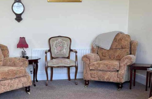 Portstewart House | Pleasant 4-bedroom house, WiFi & TV near Portrush & Portstewart.nSEA & GOLF VIEW