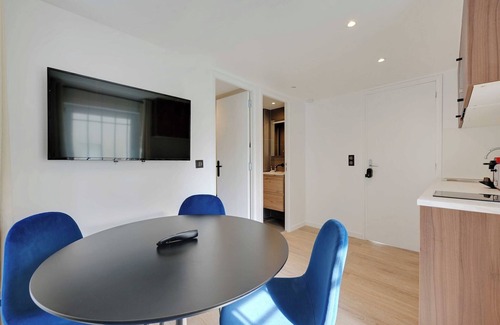 Aubervilliers Apartment | Pleasant and bright apt - 1BD/2P - Aubervilliers