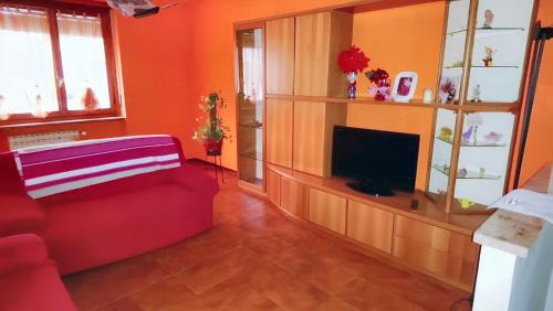 Villastellone Apartment | Pleasant apartment with balcony in Villastellone, 68 m² + garden