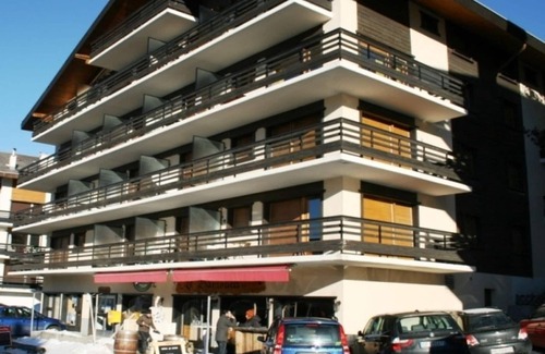 Nendaz Apartment | Pleasant apartment with balcony