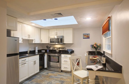 Chatham Hotel | Pleasant Bay Village Resort