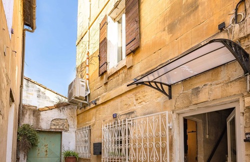 Fourques House | Pleasant, centrally-located house