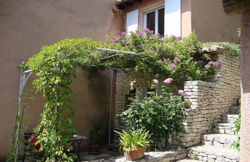 Velleron House | Pleasant contemporary cottage in the heart of Provence