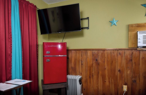 Homosassa Cabin | Pleasant Days Lodging Southwest Cottage