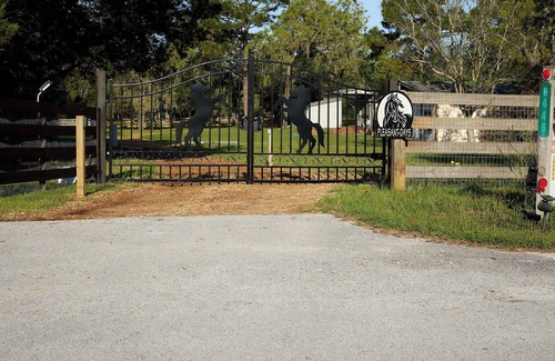 Homosassa Cabin | Pleasant Days Lodging Southwest Cottage