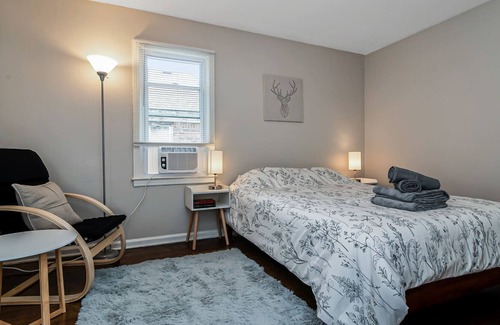 Detroit House | Pleasant Family Stay in Home near Downtown Detroit