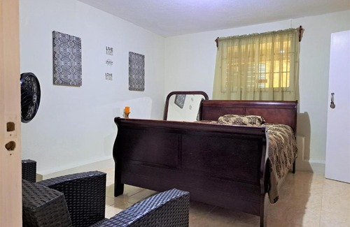 Stewart Town Apartment | Pleasant Get-Away