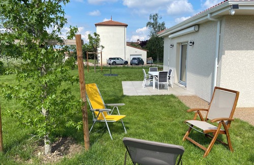 Culhat House | Pleasant gîte in Auvergne, 20 min. from Clermont Ferrand