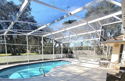 Kissimmee House | Pleasant Hill Retreat Pet friendly 30 min Disney