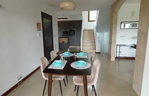 Mondariz-Balneario House | Pleasant house with fireplace in Mondariz-Balneario