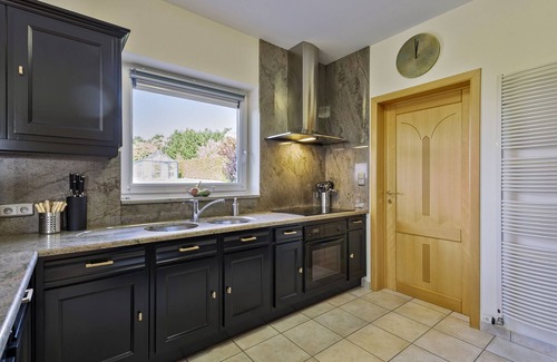 Noirefontaine House | Pleasant holiday home with recreation room