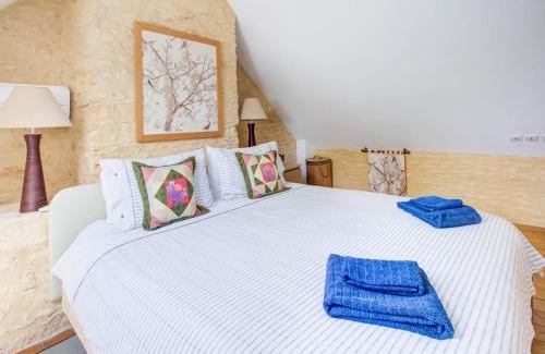 Jayac House | Pleasant holiday home with private pool