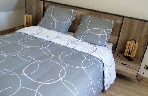 Saint-Genou House | Pleasant house in the heart of a small village