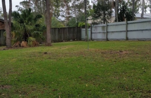 Eagleby House | Pleasant house with AC in a quiet area. Newly reno.