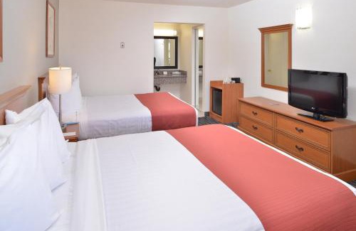 Clairemont Hotel | Pleasant Inn