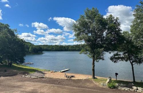 Osceola House | Pleasant Lake Bed and Breakfast