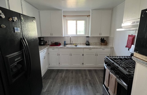 El Segundo House | Pleasant & Peaceful 2Bd2bath in Del Aire not far from the Beaches & LAX