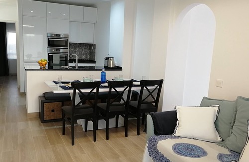 Vila Real Santo Antonio Apartment | Pleasant penthouse with swimming pool and large rooftop, fully renovated