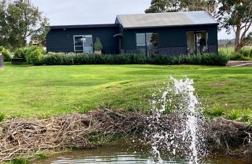 Rhyll Villa | Pleasant Point Cottage Phillip Island