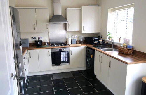 Oakham House | Pleasant & Quiet House near Rutland Water, Stamford & Oakham