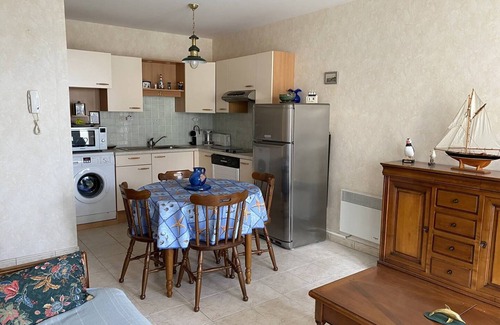 Saint-Cast-le-Guildo Apartment | Pleasant sea view apartment for 4 people