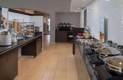 Fairfax Apartment | Pleasant Stay, Convenient Location! Pet-friendly, Free Breakfast, Parking!
