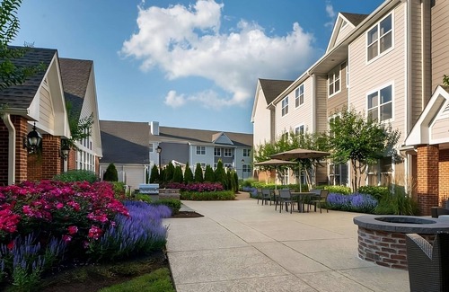 Fairfax Apartment | Pleasant Stay, Convenient Location! Pet-friendly, Free Breakfast, Parking!